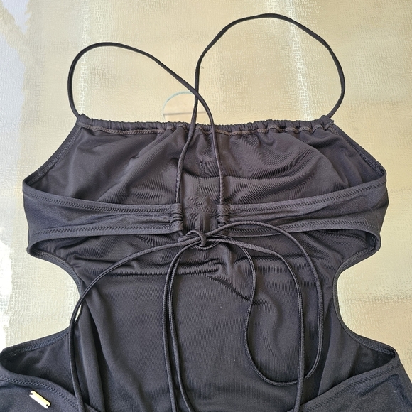 Victoria's Secret XL Sexy Black Monobikini Swimwear - Picture 5 of 10